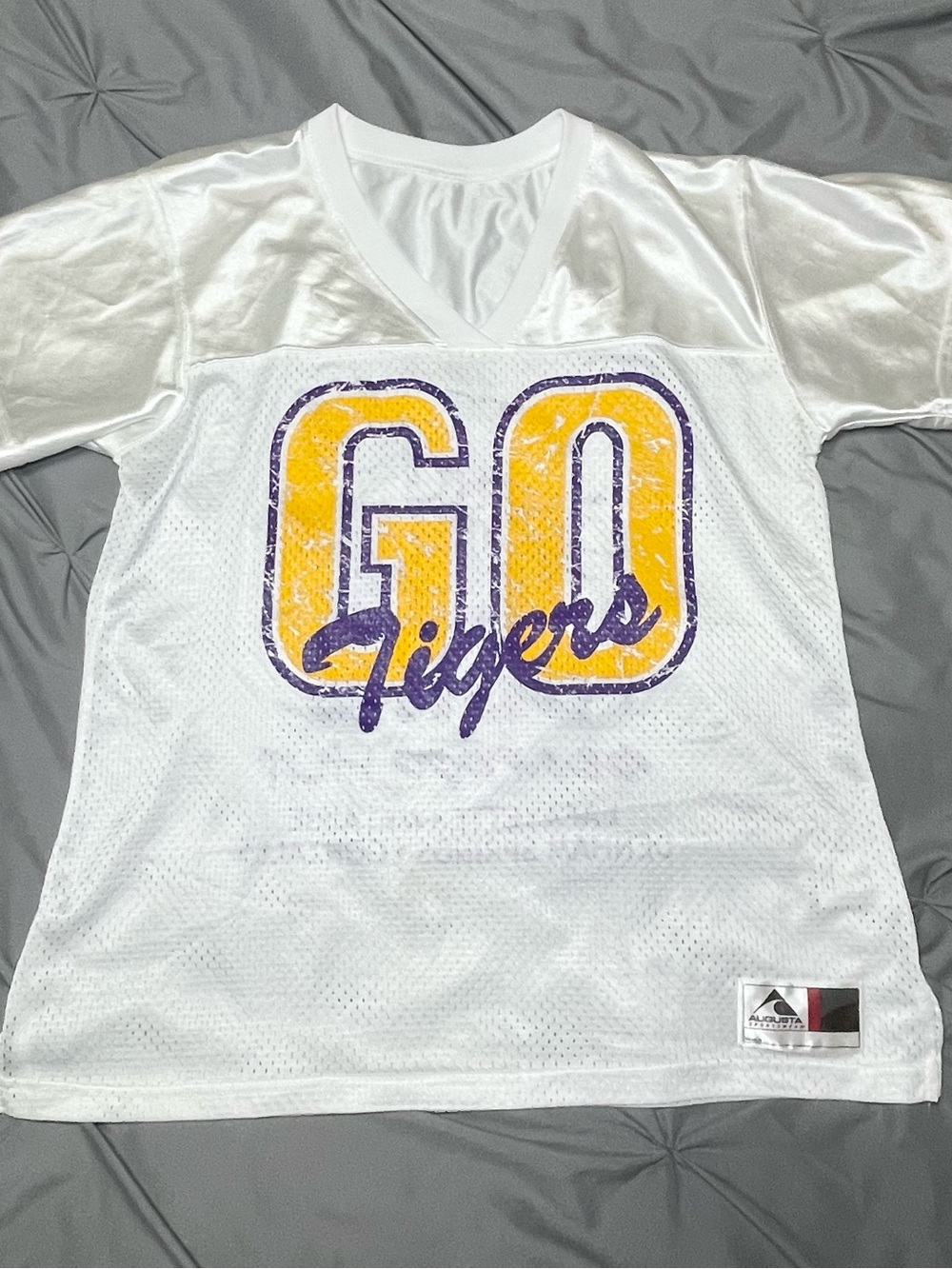 LSU Tigers Go Tigers Football Jersey Shirt Women XL Don’s Seafood
